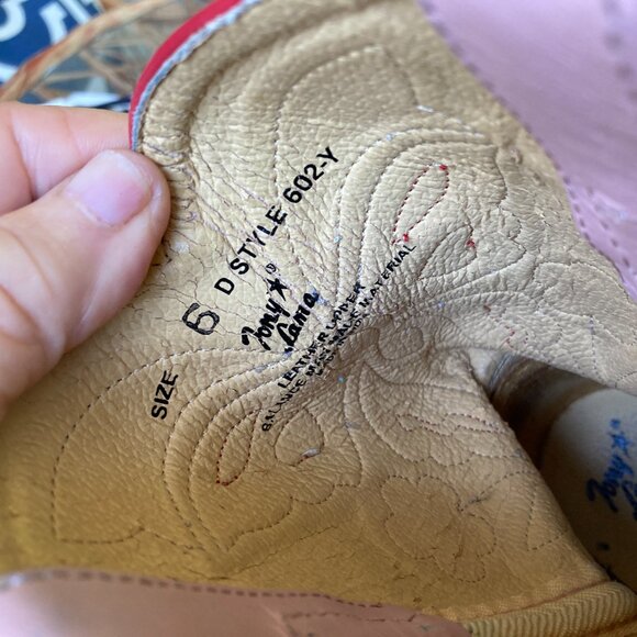 TONY LAMA COWBOY BOOTS COW GIRL PINK SZ 6D SHORT PULL ONS VINTAGE - Picture 9 of 9